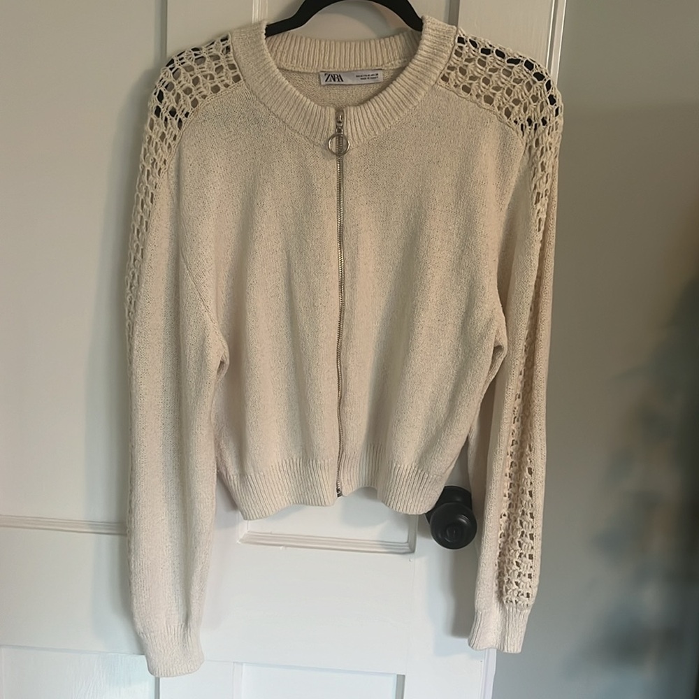 Zara ivory knit zip up bomber jacket sweater with pointelle sleeves sz M - Picture 5 of 6